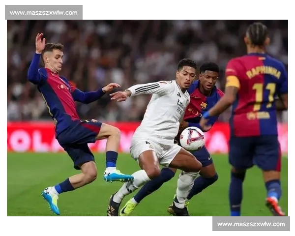 足球赛事直播官网入口精彩呈现让您不错过每一场激动人心的比赛 - 副本 (2)